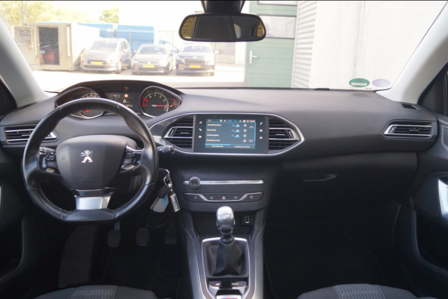 Peugeot 308 SW 1.2 PureTech 130pk Premium -PANO-ECC-CAM-TREKHAAK-