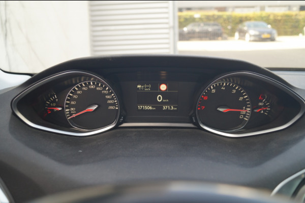 Peugeot 308 SW 1.2 PureTech 130pk Premium -PANO-ECC-CAM-TREKHAAK-