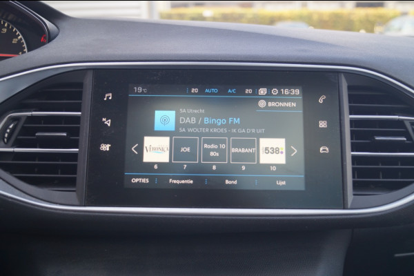 Peugeot 308 SW 1.2 PureTech 130pk Premium -PANO-ECC-CAM-TREKHAAK-