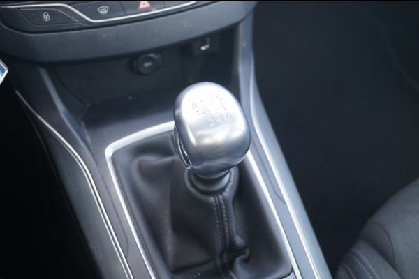 Peugeot 308 SW 1.2 PureTech 130pk Premium -PANO-ECC-CAM-TREKHAAK-