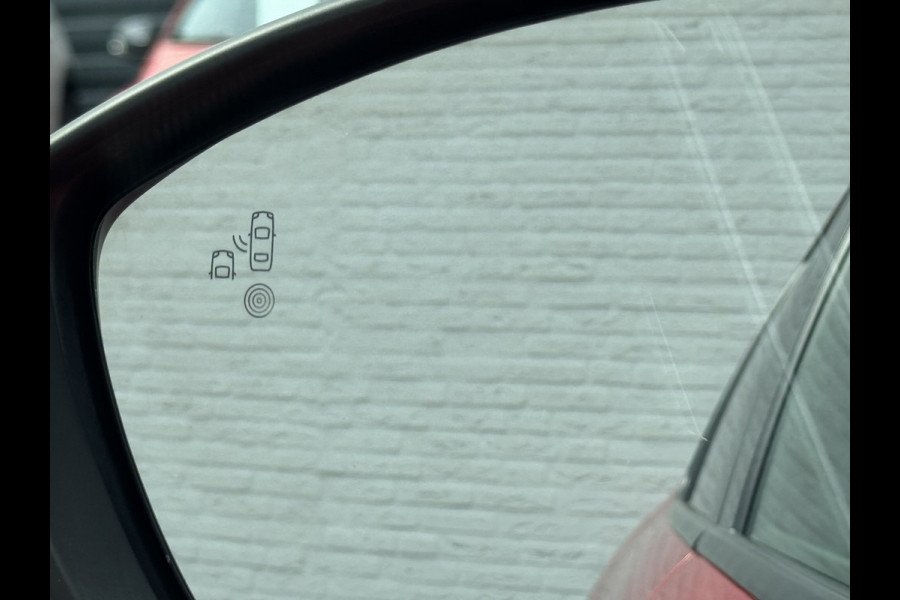 Peugeot 208 1.2 PureTech 100 Allure 360 Camera Navi Afn. Trekhaak Carplay Cruisecontrol