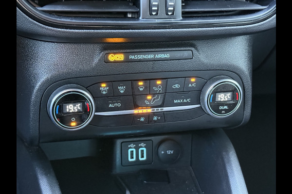 Ford FOCUS Wagon BWJ 2021 | 1.0T 126PK Hybrid ST Line Business | CAMERA | SPORTSTOELEN | CARPLAY | NAVI | CLIMA | PDC | 17'' LMV |