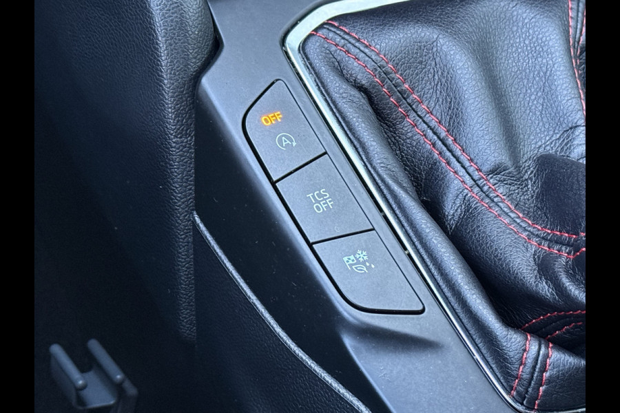 Ford FOCUS Wagon BWJ 2021 | 1.0T 126PK Hybrid ST Line Business | CAMERA | SPORTSTOELEN | CARPLAY | NAVI | CLIMA | PDC | 17'' LMV |