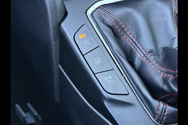 Ford FOCUS Wagon BWJ 2021 | 1.0T 126PK Hybrid ST Line Business | CAMERA | SPORTSTOELEN | CARPLAY | NAVI | CLIMA | PDC | 17'' LMV |