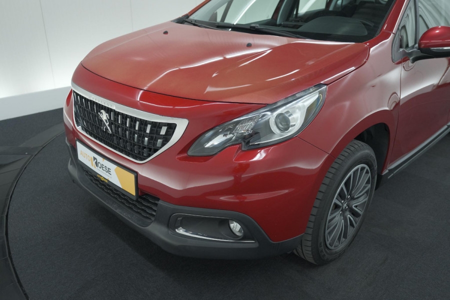 Peugeot 2008 PureTech 110 Blue Lion | Trekhaak | Apple Carplay | Cruise Control | Parkeersensoren