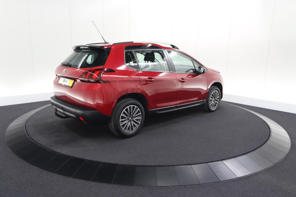 Peugeot 2008 PureTech 110 Blue Lion | Trekhaak | Apple Carplay | Cruise Control | Parkeersensoren