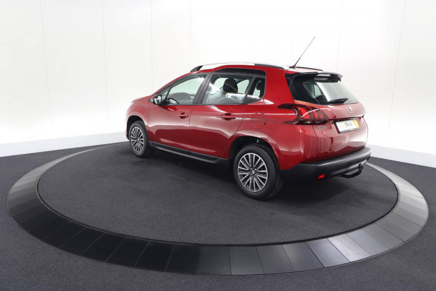 Peugeot 2008 PureTech 110 Blue Lion | Trekhaak | Apple Carplay | Cruise Control | Parkeersensoren