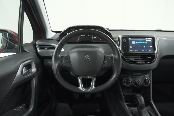 Peugeot 2008 PureTech 110 Blue Lion | Trekhaak | Apple Carplay | Cruise Control | Parkeersensoren