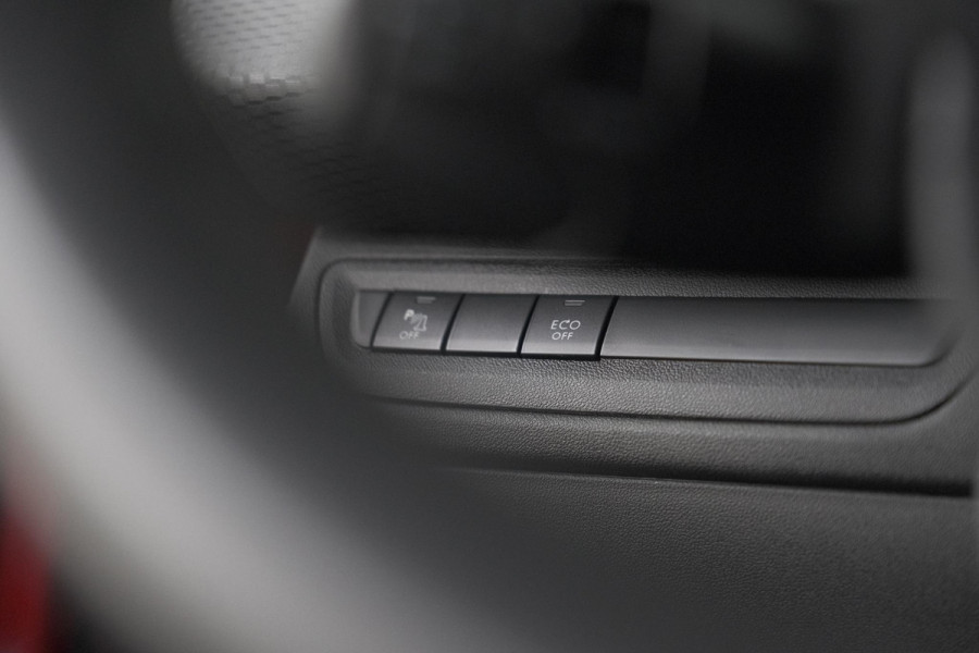 Peugeot 2008 PureTech 110 Blue Lion | Trekhaak | Apple Carplay | Cruise Control | Parkeersensoren
