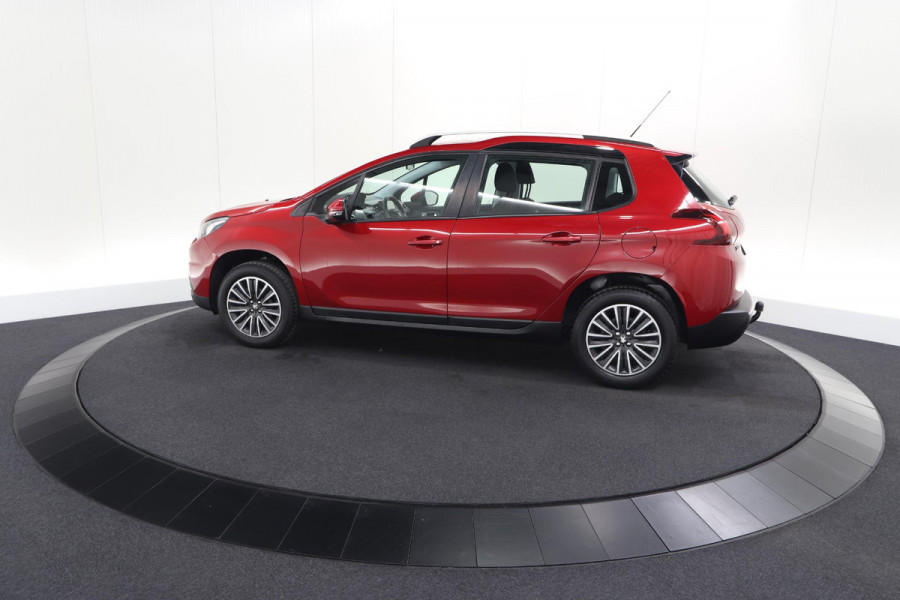 Peugeot 2008 PureTech 110 Blue Lion | Trekhaak | Apple Carplay | Cruise Control | Parkeersensoren