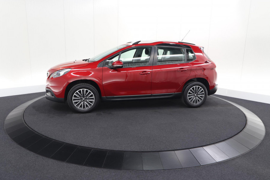 Peugeot 2008 PureTech 110 Blue Lion | Trekhaak | Apple Carplay | Cruise Control | Parkeersensoren