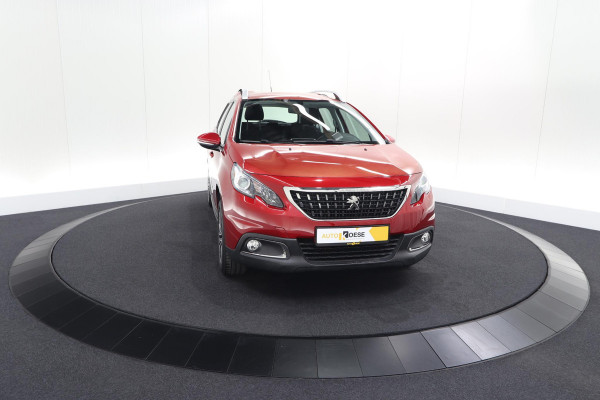 Peugeot 2008 PureTech 110 Blue Lion | Trekhaak | Apple Carplay | Cruise Control | Parkeersensoren