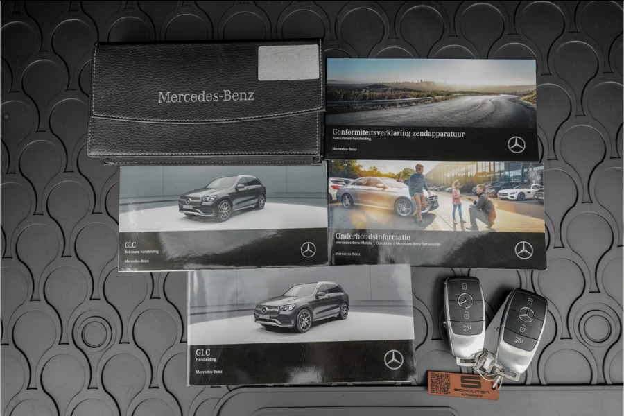 Mercedes-Benz GLC 200 Premium+ AMG Pano Night Burmester Trekhaak Widescreen
