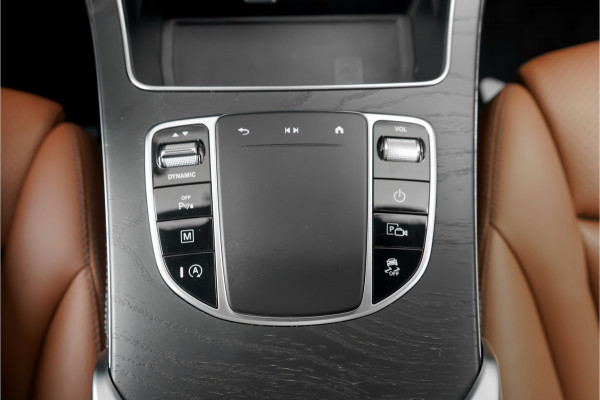 Mercedes-Benz GLC 200 Premium+ AMG Pano Night Burmester Trekhaak Widescreen