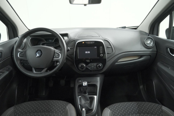 Renault Captur TCe 90 Intens | Trekhaak | Navigatie | Parkeersensoren | Climate Control