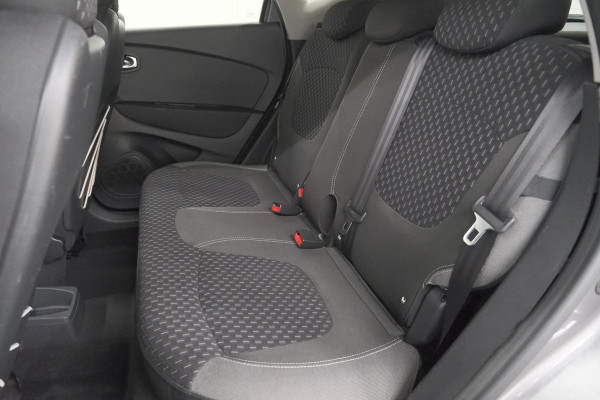 Renault Captur TCe 90 Intens | Trekhaak | Navigatie | Parkeersensoren | Climate Control