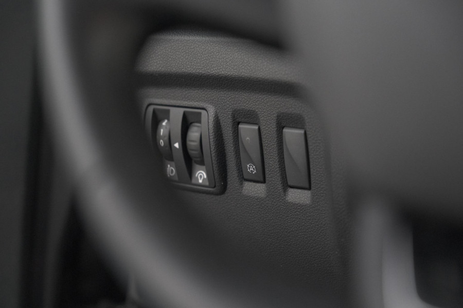 Renault Captur TCe 90 Intens | Trekhaak | Navigatie | Parkeersensoren | Climate Control