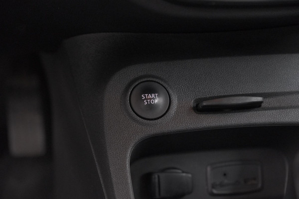 Renault Captur TCe 90 Intens | Trekhaak | Navigatie | Parkeersensoren | Climate Control