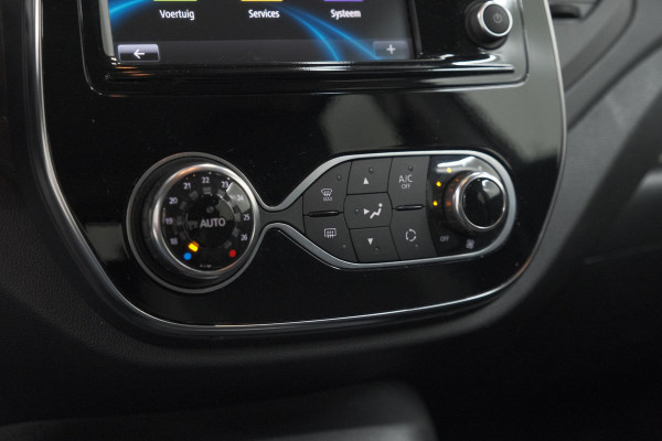 Renault Captur TCe 90 Intens | Trekhaak | Navigatie | Parkeersensoren | Climate Control