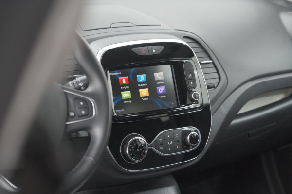 Renault Captur TCe 90 Intens | Trekhaak | Navigatie | Parkeersensoren | Climate Control