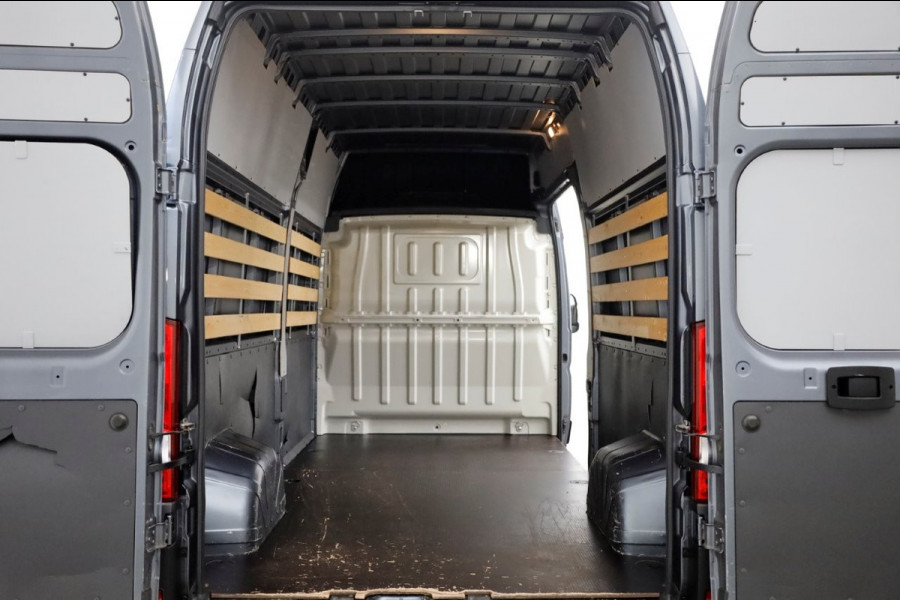 Peugeot Boxer 335 2.2 BlueHDi 140pk L3H3 Premium Airco/Camera 05-2022