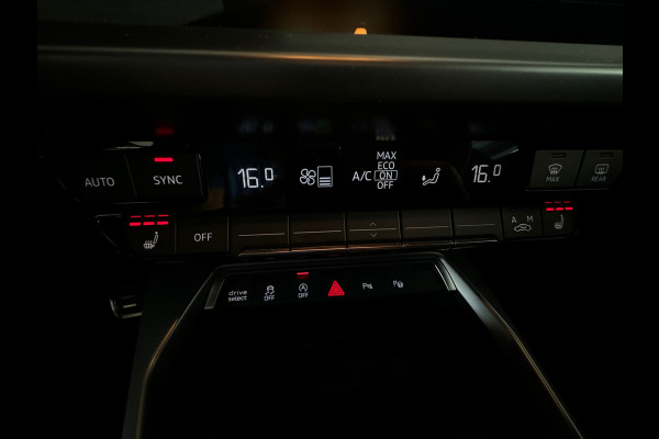 Audi A3 Limousine 35 TFSI edition S Line Keyless|Trekhaak