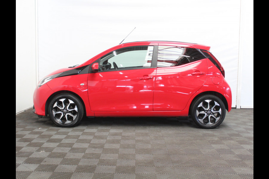 Toyota Aygo 1.0 VVT-i x-clusiv Cabrio Top AIRCO | CAMERA | CARPLAY | LED | DAB | LMV15 | STB | ELRM/SP