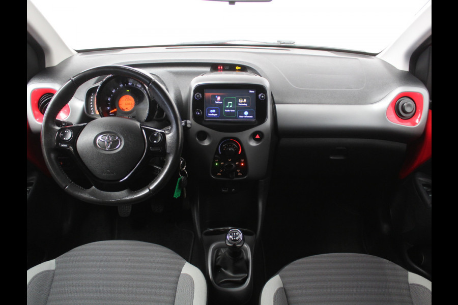 Toyota Aygo 1.0 VVT-i x-clusiv Cabrio Top AIRCO | CAMERA | CARPLAY | LED | DAB | LMV15 | STB | ELRM/SP