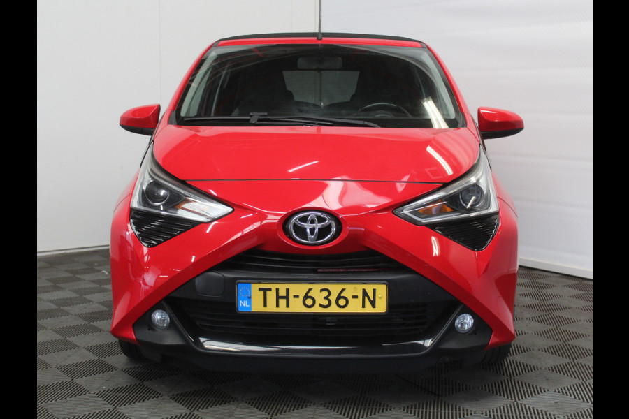 Toyota Aygo 1.0 VVT-i x-clusiv Cabrio Top AIRCO | CAMERA | CARPLAY | LED | DAB | LMV15 | STB | ELRM/SP