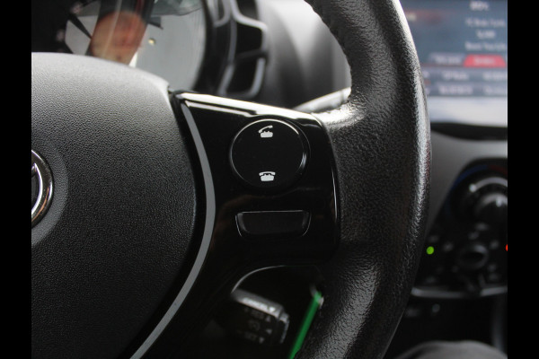 Toyota Aygo 1.0 VVT-i x-clusiv Cabrio Top AIRCO | CAMERA | CARPLAY | LED | DAB | LMV15 | STB | ELRM/SP