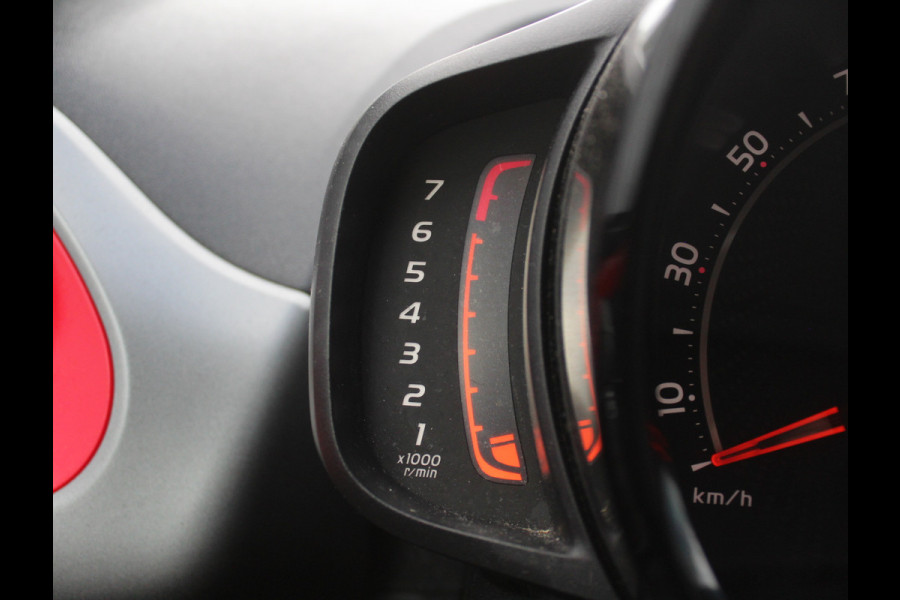 Toyota Aygo 1.0 VVT-i x-clusiv Cabrio Top AIRCO | CAMERA | CARPLAY | LED | DAB | LMV15 | STB | ELRM/SP