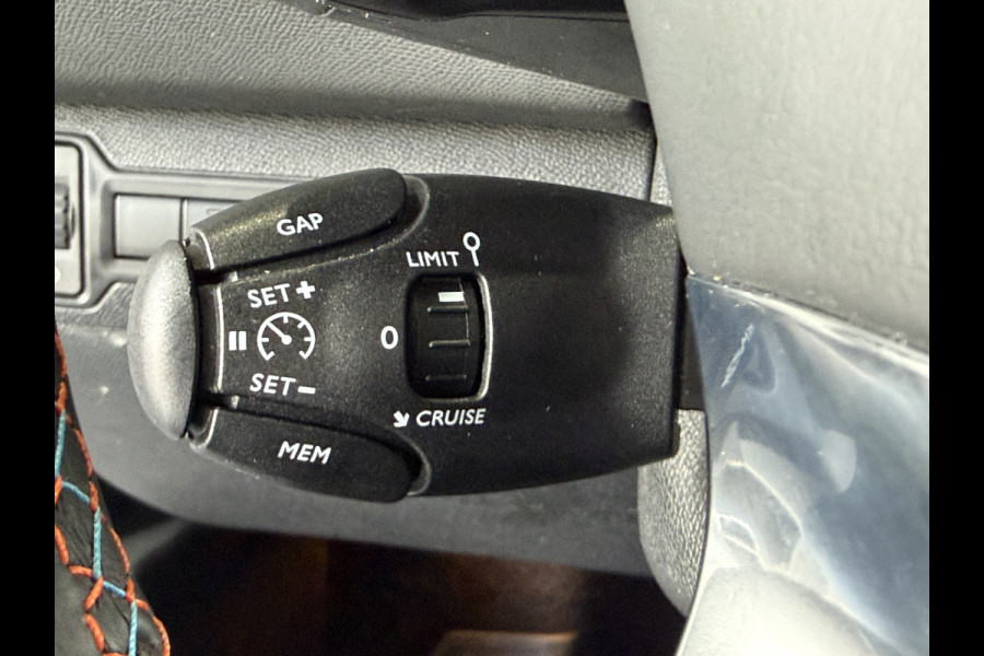 Peugeot 308 1.2 130 PK Aut GT-Line | Navi | Pano | Led | Camera | Clima | PDC V+A | Cruise Control | 100% Onderhouden!