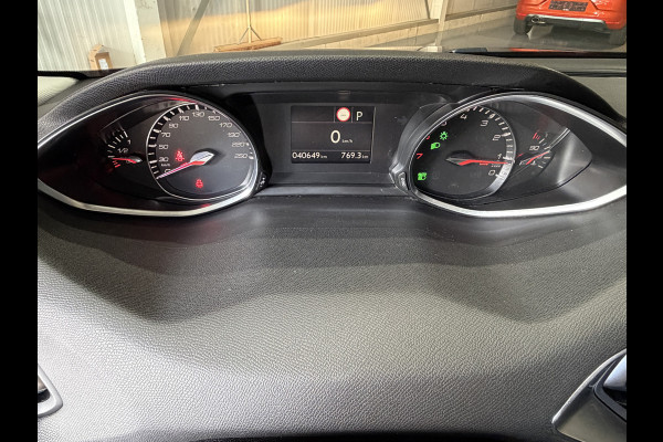 Peugeot 308 1.2 130 PK Aut GT-Line | Navi | Pano | Led | Camera | Clima | PDC V+A | Cruise Control | 100% Onderhouden!