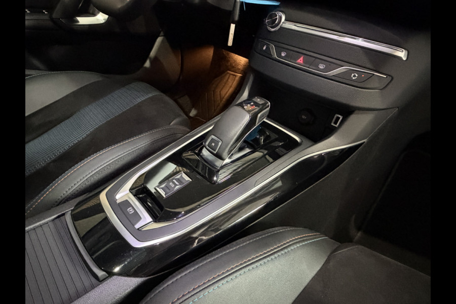 Peugeot 308 1.2 130 PK Aut GT-Line | Navi | Pano | Led | Camera | Clima | PDC V+A | Cruise Control | 100% Onderhouden!
