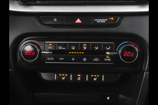 Kia Ceed 1.5 T-GDi MHEV DynamicPlusLine CAMERA | CARPLAY | LMV16 | AUTOMAAT | AFNBTRHAAK | LED | DAB | ADAPCRUISE | CLIMATE | NAVI | STOE