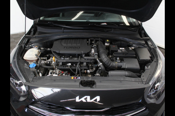 Kia Ceed 1.5 T-GDi MHEV DynamicPlusLine CAMERA | CARPLAY | LMV16 | AUTOMAAT | AFNBTRHAAK | LED | DAB | ADAPCRUISE | CLIMATE | NAVI | STOE