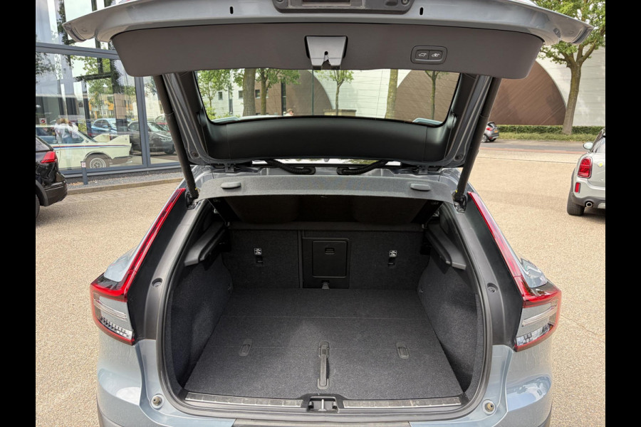 Volvo C40 Twin Motor Performance Ultra 82 kWh SOH 96% | ADAPT. CRUISE CONTROL | 360 GRADEN CAMERA | STOEL & STUUR VERWARMING | HARMAN/KARDON AUDIO | MEMORY SEATS