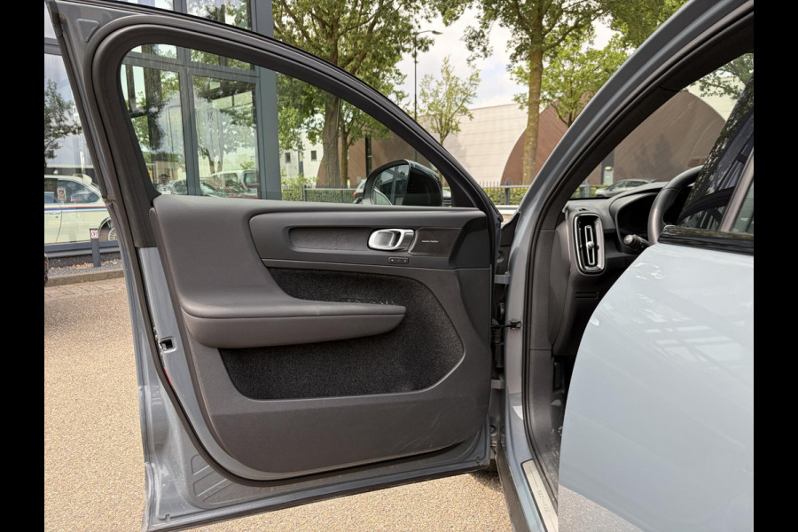 Volvo C40 Twin Motor Performance Ultra 82 kWh SOH 96% | ADAPT. CRUISE CONTROL | 360 GRADEN CAMERA | STOEL & STUUR VERWARMING | HARMAN/KARDON AUDIO | MEMORY SEATS