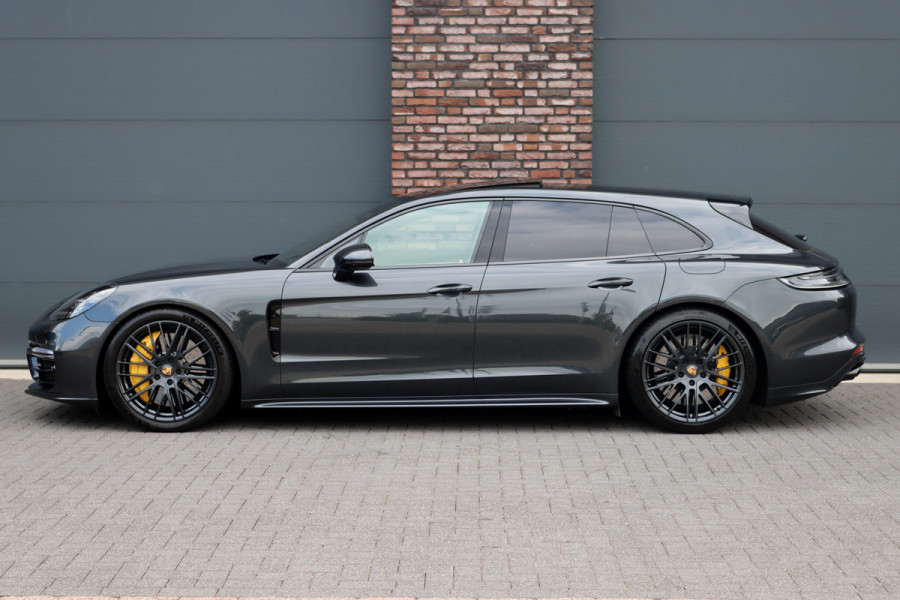 Porsche Panamera Sport Turismo 4.0 Turbo S E-Hybrid | 700pk | Luchtvering | Achterasbesturing | Burmester | Massage | HUD | Stoelventilatie | Panoramadak | Verwarmd Stuurwiel | ACC | Exclusive Design |