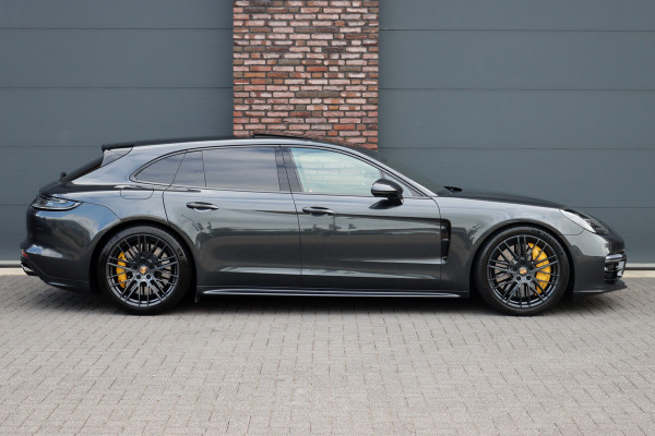 Porsche Panamera Sport Turismo 4.0 Turbo S E-Hybrid | 700pk | Luchtvering | Achterasbesturing | Burmester | Massage | HUD | Stoelventilatie | Panoramadak | Verwarmd Stuurwiel | ACC | Exclusive Design |