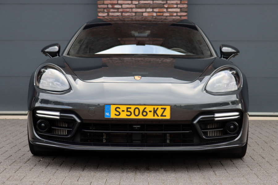 Porsche Panamera Sport Turismo 4.0 Turbo S E-Hybrid | 700pk | Luchtvering | Achterasbesturing | Burmester | Massage | HUD | Stoelventilatie | Panoramadak | Verwarmd Stuurwiel | ACC | Exclusive Design |