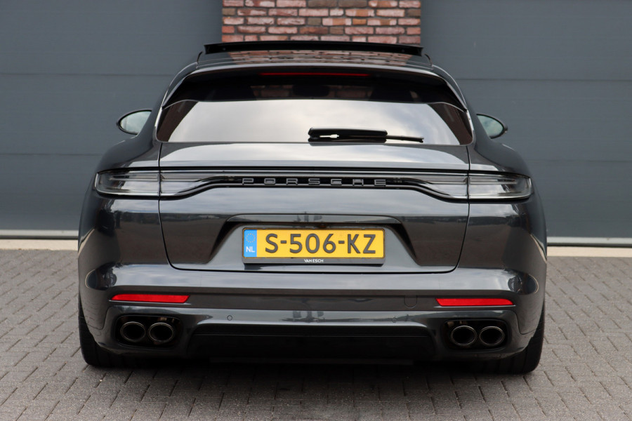 Porsche Panamera Sport Turismo 4.0 Turbo S E-Hybrid | 700pk | Luchtvering | Achterasbesturing | Burmester | Massage | HUD | Stoelventilatie | Panoramadak | Verwarmd Stuurwiel | ACC | Exclusive Design |