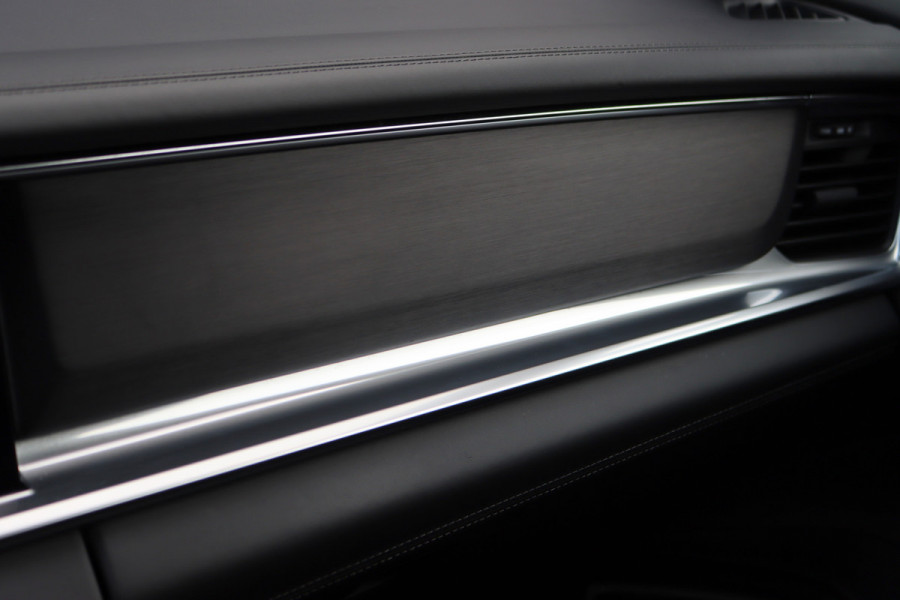 Porsche Panamera Sport Turismo 4.0 Turbo S E-Hybrid | 700pk | Luchtvering | Achterasbesturing | Burmester | Massage | HUD | Stoelventilatie | Panoramadak | Verwarmd Stuurwiel | ACC | Exclusive Design |