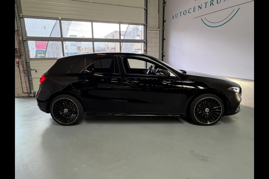 Mercedes-Benz A-Klasse 250 e AMG Night Edition Automaat, Navi, Carplay, Sfeer Verlichting, Trekhaak