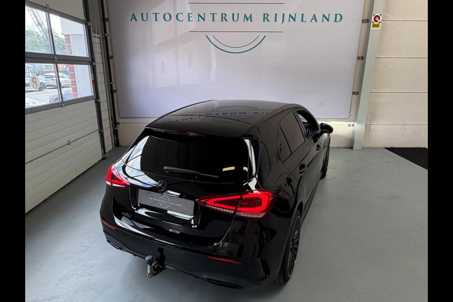 Mercedes-Benz A-Klasse 250 e AMG Night Edition Automaat, Navi, Carplay, Sfeer Verlichting, Trekhaak
