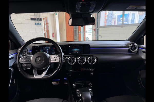 Mercedes-Benz A-Klasse 250 e AMG Night Edition Automaat, Navi, Carplay, Sfeer Verlichting, Trekhaak