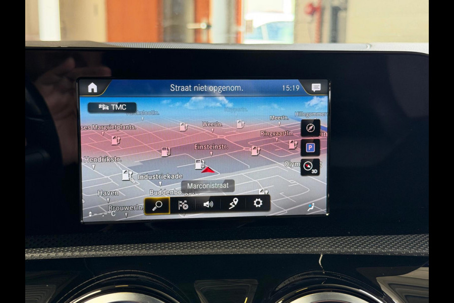 Mercedes-Benz A-Klasse 250 e AMG Night Edition Automaat, Navi, Carplay, Sfeer Verlichting, Trekhaak