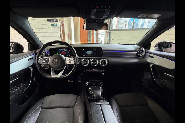 Mercedes-Benz A-Klasse 250 e AMG Night Edition Automaat, Navi, Carplay, Sfeer Verlichting, Trekhaak