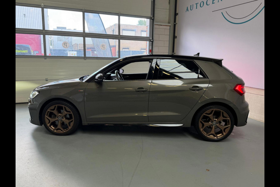 Audi A1 Sportback 30 TFSI S Line edition one, Automaat, Carplay, Stoelverwarming