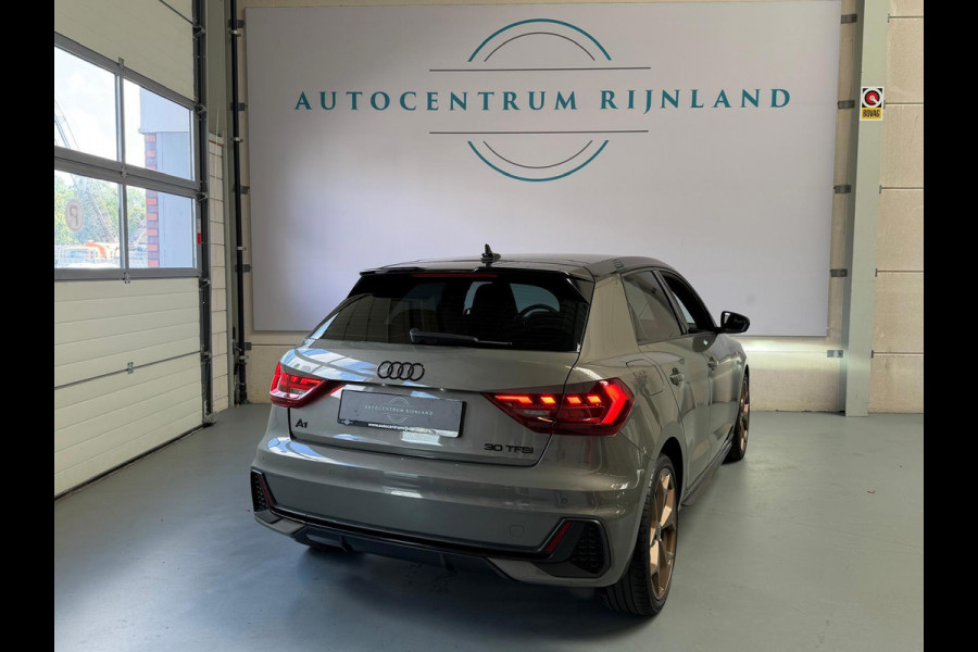 Audi A1 Sportback 30 TFSI S Line edition one, Automaat, Carplay, Stoelverwarming